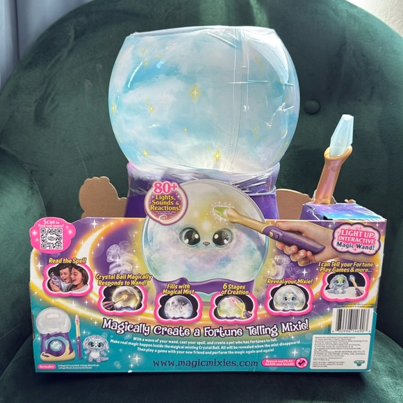 Magic Mixie Crystal Ball - Smashed Dome - Picture 2 of 3